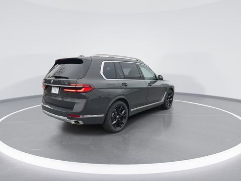 New 2026 BMW X7 xDrive40i w/ Premium Package image 8