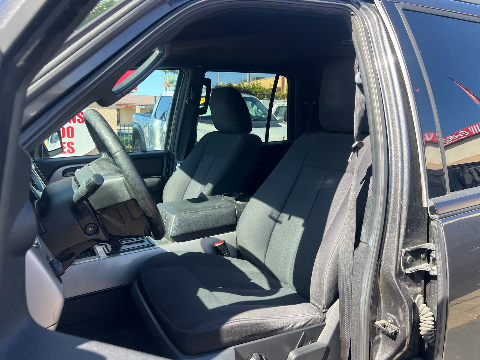 Used 2017 Ford Expedition EL XLT RWD image 15