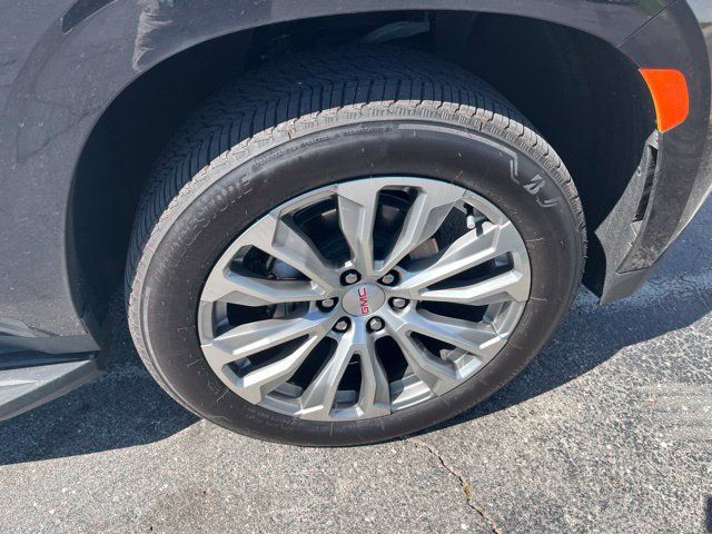 Used 2022 GMC Yukon Denali AWD/4WD image 4