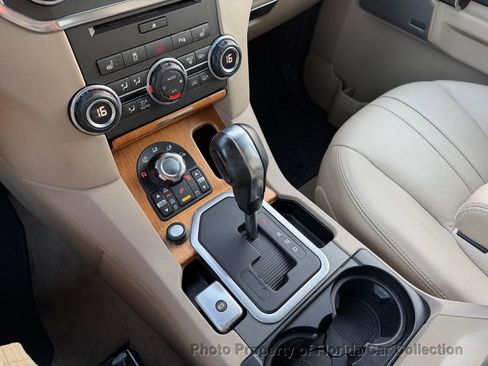 Used 2013 Land Rover LR4 HSE AWD/4WD image 56