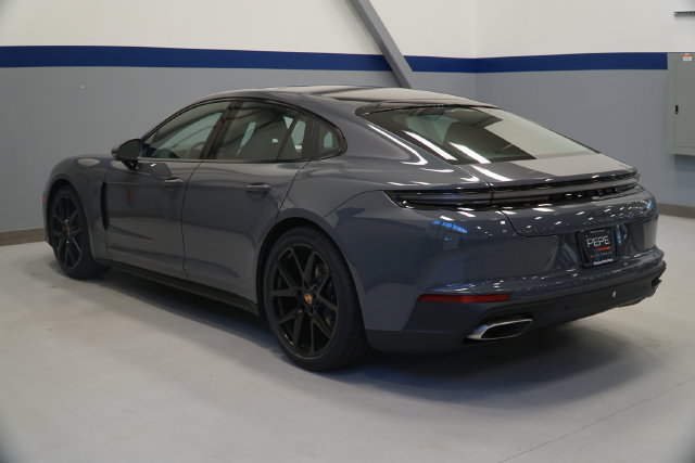 New 2026 Porsche Panamera 4 AWD/4WD image 3