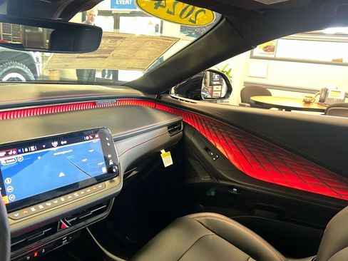 Used 2024 Dodge Charger R/T w/ Plus Group image 19