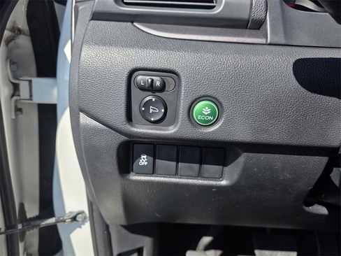 Used 2018 Honda Pilot EX-L image 14