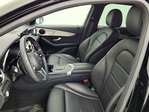 Used 2022 Mercedes-Benz GLC 300 image 18