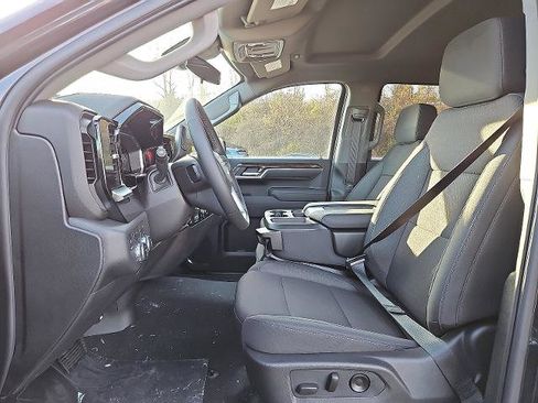 New 2026 GMC Sierra 1500 Elevation image 11