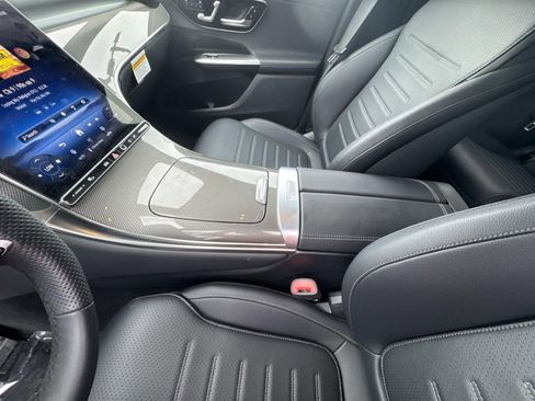 Used 2026 Mercedes-Benz GLC 300 image 23
