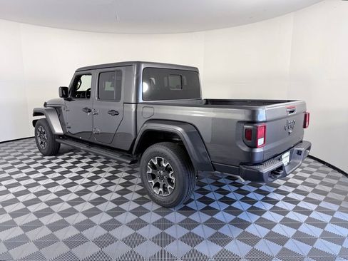 New 2026 Jeep Gladiator Sahara image 5
