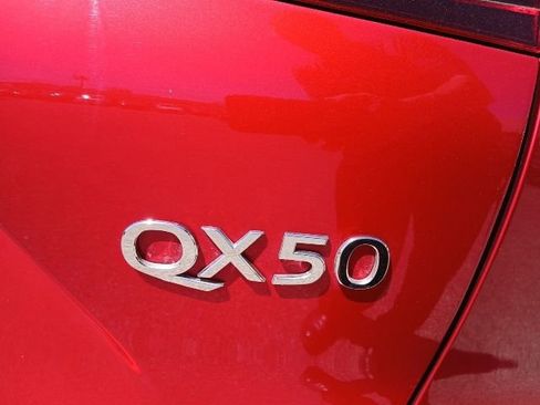 Used 2023 INFINITI QX50 Sensory AWD/4WD image 5