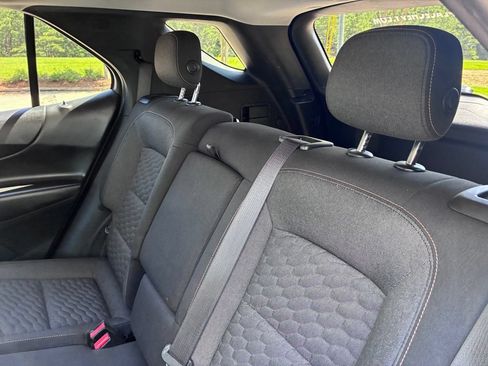 Used 2019 Chevrolet Equinox LT FWD image 11