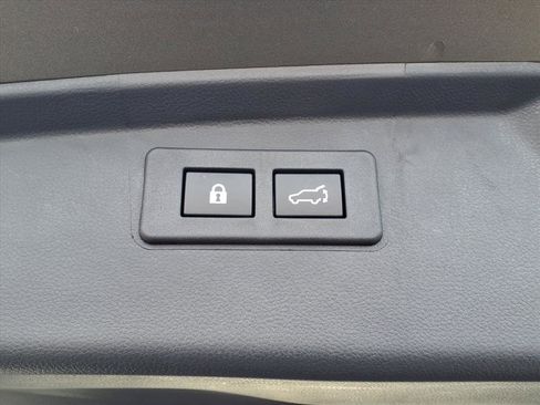 Certified 2025 Subaru Outback Limited XT w/ Popular Package #2 image 26