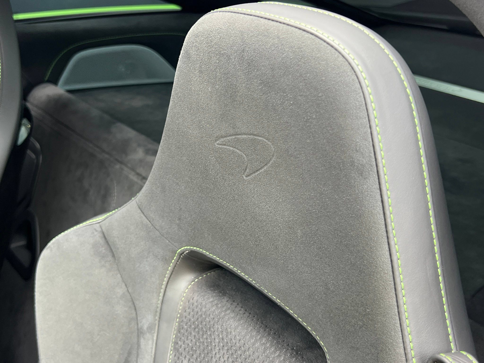 Used 2024 McLaren 750S RWD image 40