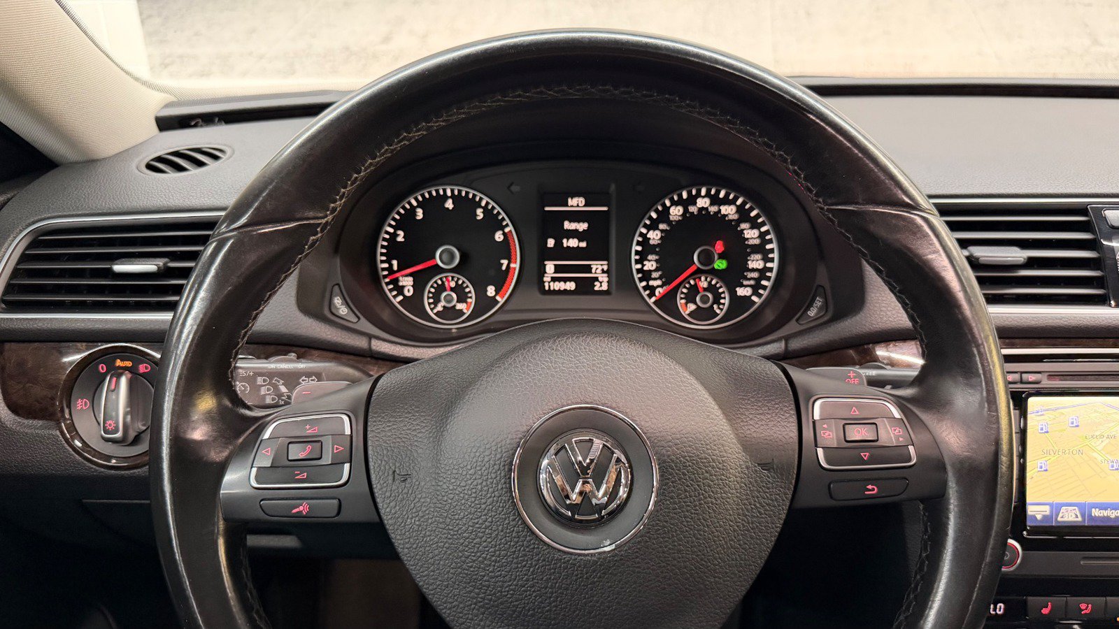 Used 2014 Volkswagen Passat 3.6 SEL Premium FWD image 38
