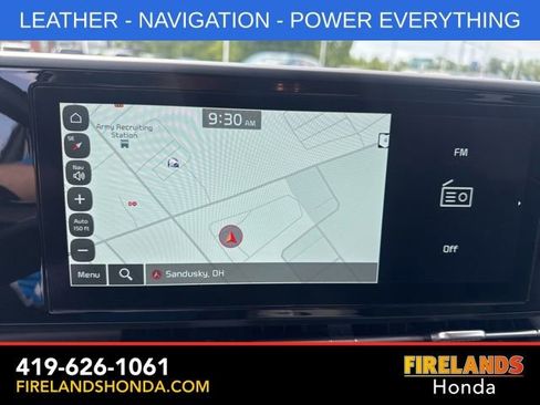 Used 2024 Kia Carnival EX FWD image 21