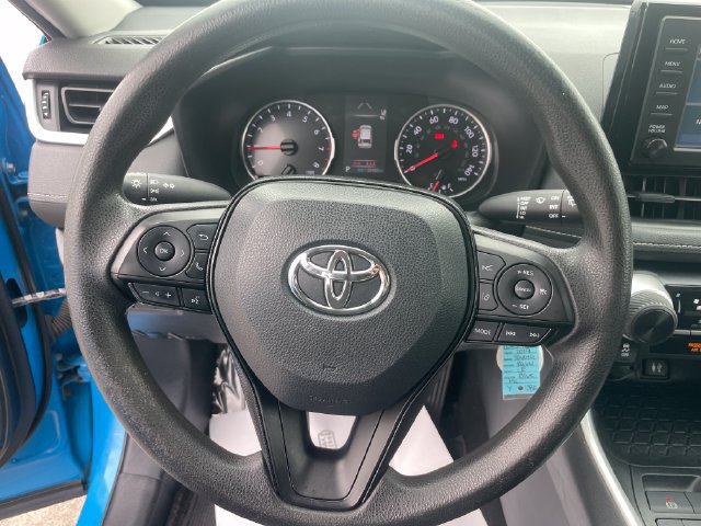 Used 2019 Toyota RAV4 LE AWD/4WD image 25