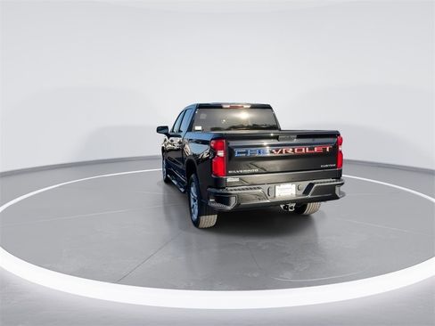 Used 2021 Chevrolet Silverado 1500 Custom image 7