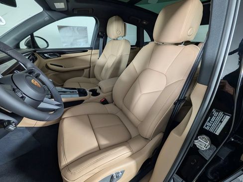 New 2026 Porsche Macan Turbo AWD/4WD image 5