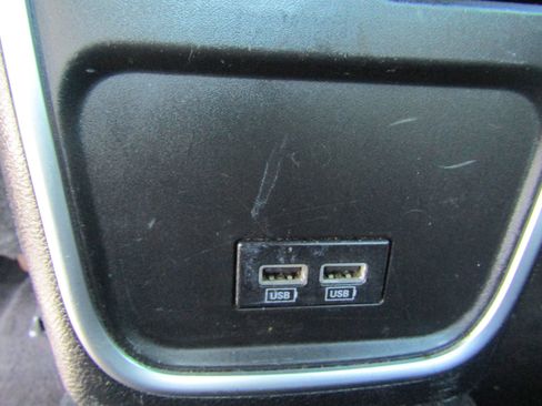 Used 2019 Dodge Charger Scat Pack RWD image 20