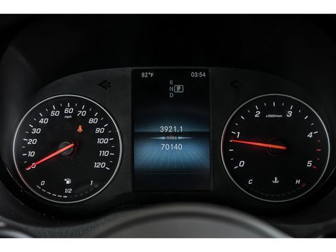 Used 2024 Mercedes-Benz Sprinter 2500 image 11