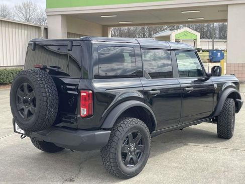 Used 2025 Ford Bronco Big Bend image 3