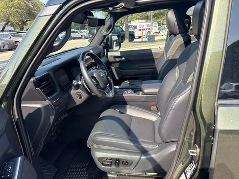 Certified 2026 Lexus GX 550 AWD/4WD image 17