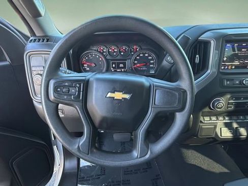 Used 2022 Chevrolet Silverado 1500 Custom RWD image 14