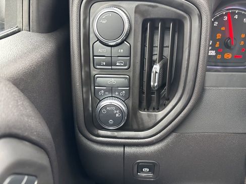 Certified 2024 GMC Sierra 1500 Pro w/ Pro Value Package image 14