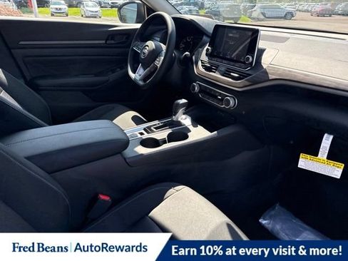New 2026 Nissan Altima 2.5 SV AWD/4WD image 14