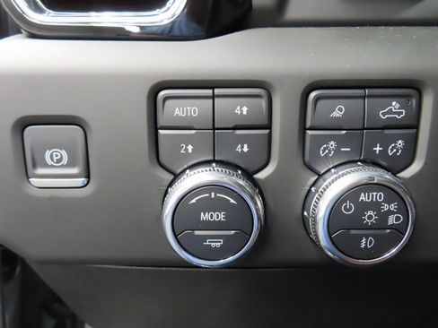 Used 2025 GMC Sierra 1500 Denali Ultimate image 62