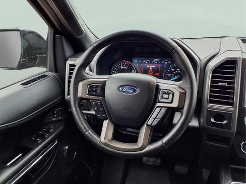 Used 2020 Ford Expedition XLT w/ Equipment Group 202A image 14
