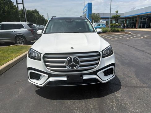 Used 2026 Mercedes-Benz GLS 450 4MATIC image 7