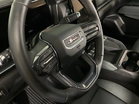 Used 2026 GMC Terrain AT4 w/ Convenience Package III AWD/4WD image 20