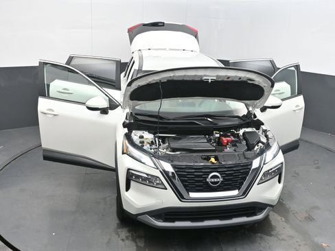 Certified 2023 Nissan Rogue SV image 38