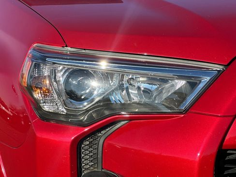 Certified 2021 Toyota 4Runner TRD Off-Road Premium image 48