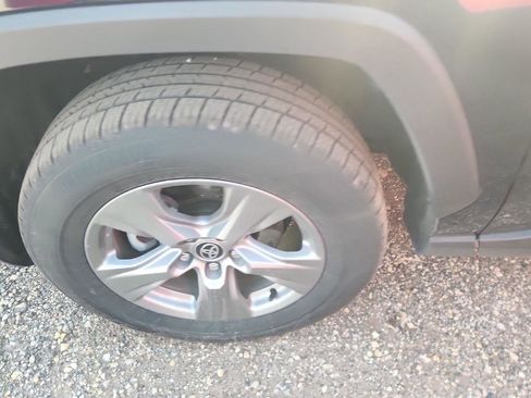 Used 2024 Toyota RAV4 XLE image 8