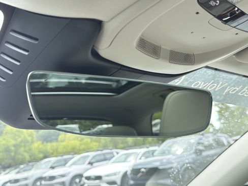 Certified 2024 Volvo XC60 B5 Core w/ Protection Package Premier AWD/4WD image 27