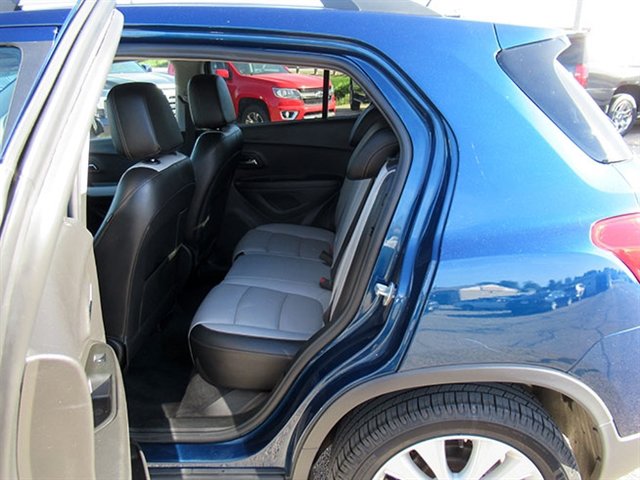 Used 2019 Chevrolet Trax Premier AWD/4WD image 15