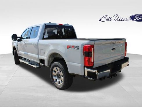 New 2026 Ford F250 Lariat w/ Chrome Package image 4