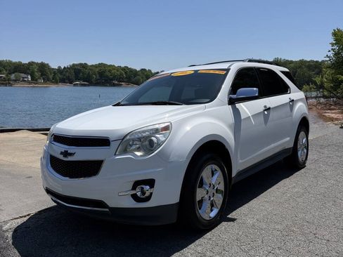 Used 2013 Chevrolet Equinox LTZ FWD image 2