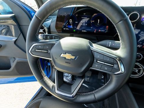 Used 2024 Chevrolet Blazer EV LT image 31