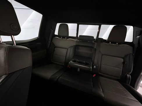 Used 2024 Chevrolet Silverado 1500 ZR2 w/ Technology Package image 18