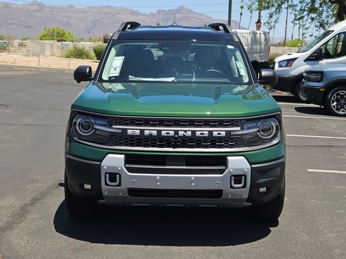 New 2025 Ford Bronco Sport Badlands image 2