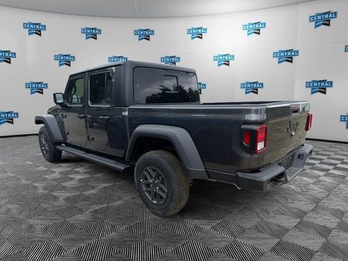 New 2026 Jeep Gladiator Sport AWD/4WD image 3