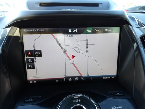 Used 2013 Ford C-MAX SEL image 19