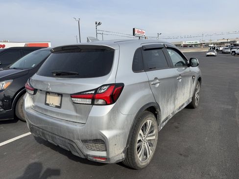 Used 2022 Mitsubishi Outlander Sport ES image 4