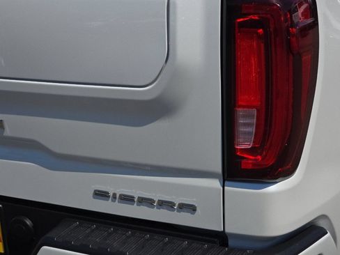 Used 2020 GMC Sierra 1500 Denali w/ Denali Ultimate Package AWD/4WD image 27