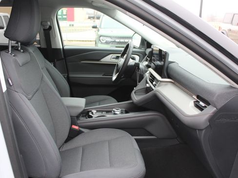 New 2026 Ford Explorer Active AWD/4WD image 12