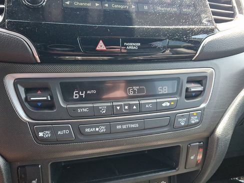 Certified 2023 Honda Passport TrailSport image 18