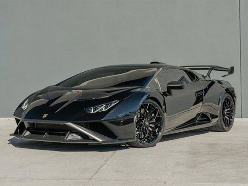 Used 2021 Lamborghini Huracan STO image 4