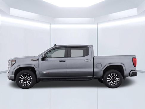 Used 2026 GMC Sierra 1500 AT4 w/ AT4 Premium Package AWD/4WD image 8