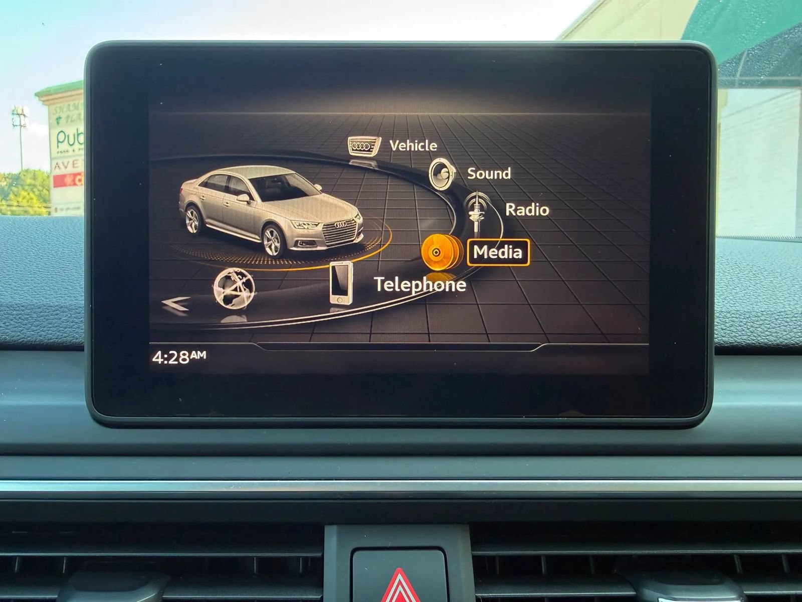 Used 2019 Audi A4 2.0T Premium FWD image 27